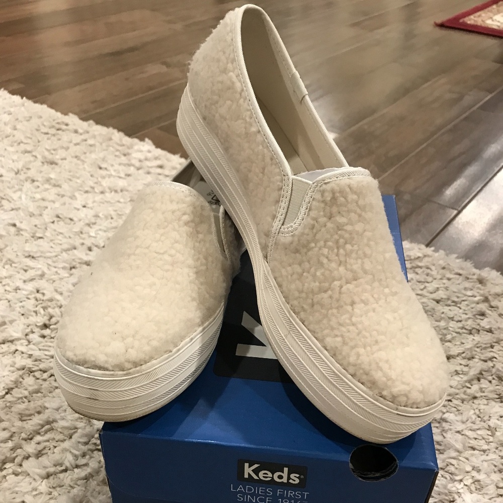 Women's Keds Slip-pn Shoes Size 9
